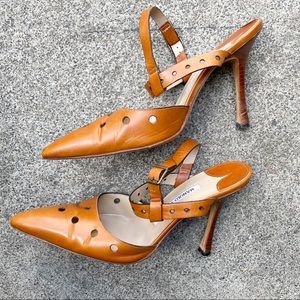 Manolo Blahnik leather pointed heels Sz 36.5